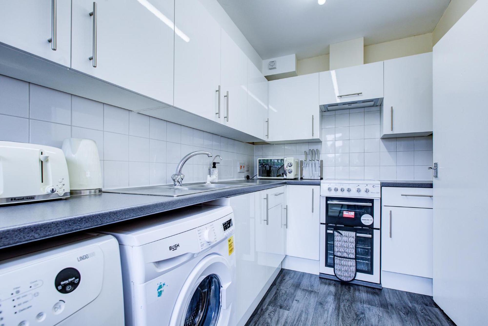 Spacious Urban Apartment In Croydon Exterior photo